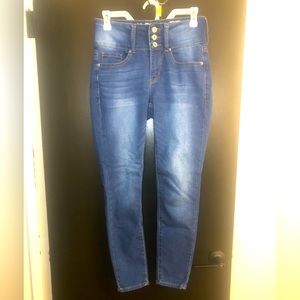 S.O.N.G Curvy Women’s high rise skinny ankle jeans size 7